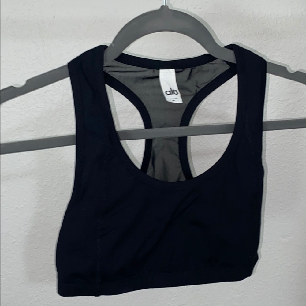 alo yoga sports bra